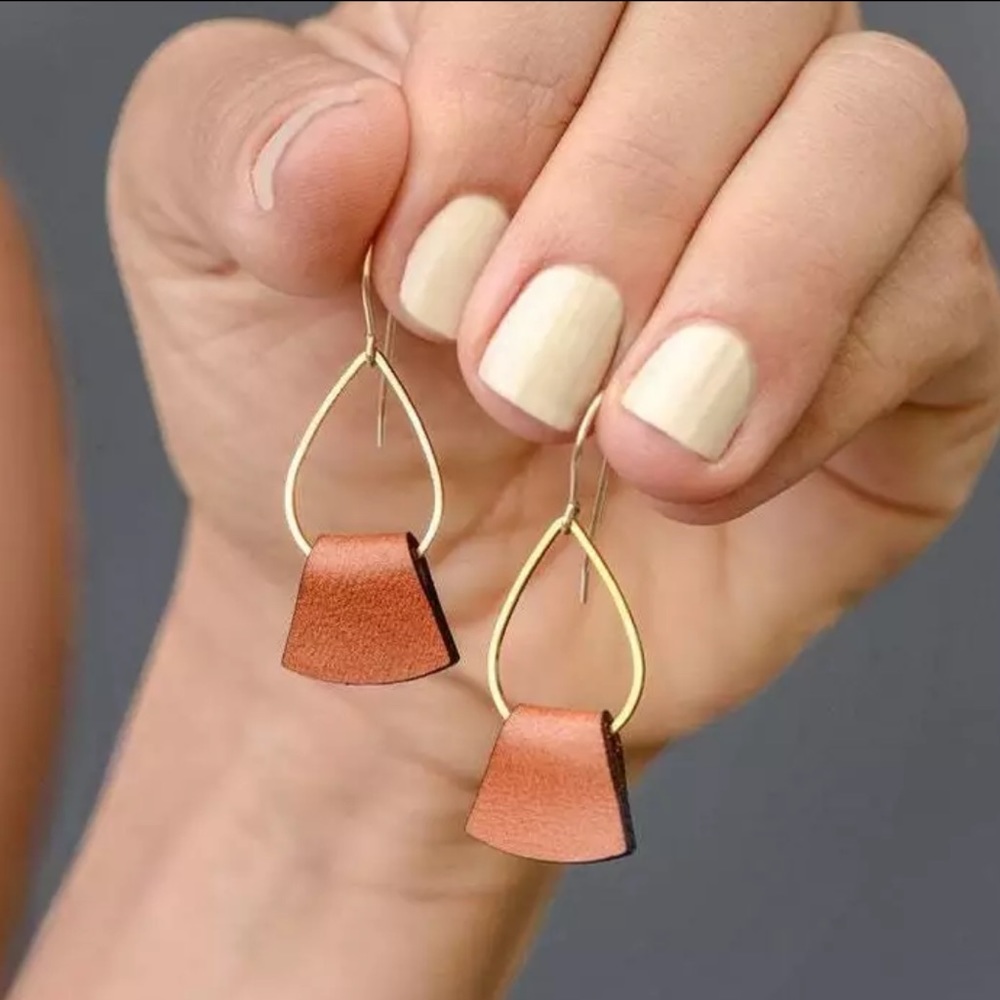 FP leather strap teardrop earrings